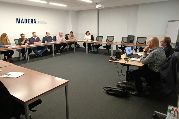 Fotografía de La prevención de riesgos laborales y la falta de mano de obra, temas abordados en FEDA por la Asociación de Empresarios del Sector de la Madera de Albacete, ofrecida por FEDA