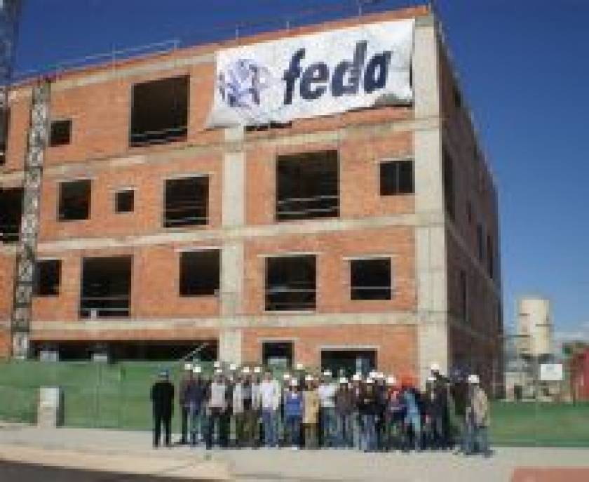Alumnos de FP se interesan por las medidas de seguridad en las obras de FEDA