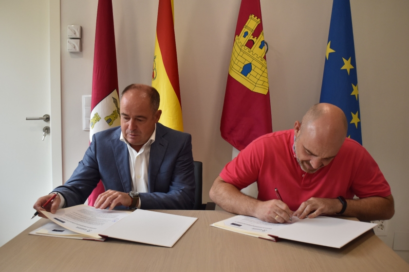 Renovado el convenio de colaboración entre el Ayuntamiento de Albacete y la FECOM para la promoción del comercio