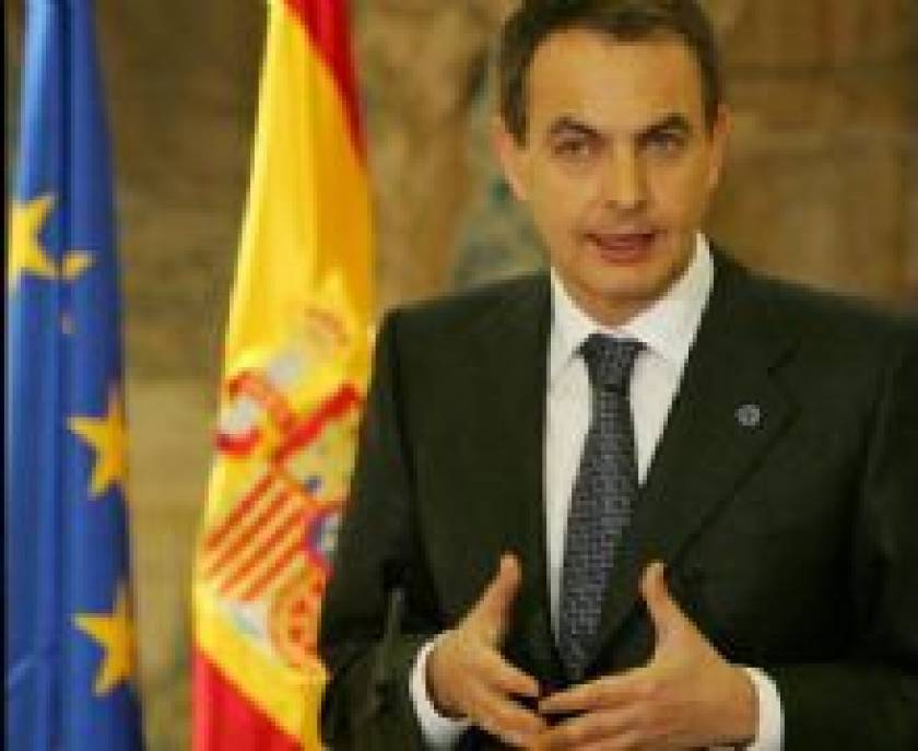 Zapatero responde a la CEOE que confía en la independencia y libertad de mercado