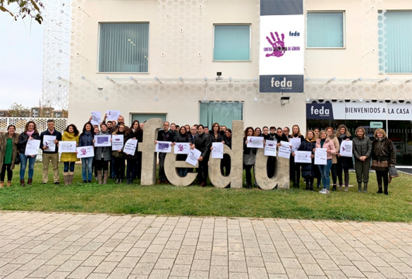 En FEDA se guarda un minuto de silencio en el Día Internacional contra la Violencia de Género