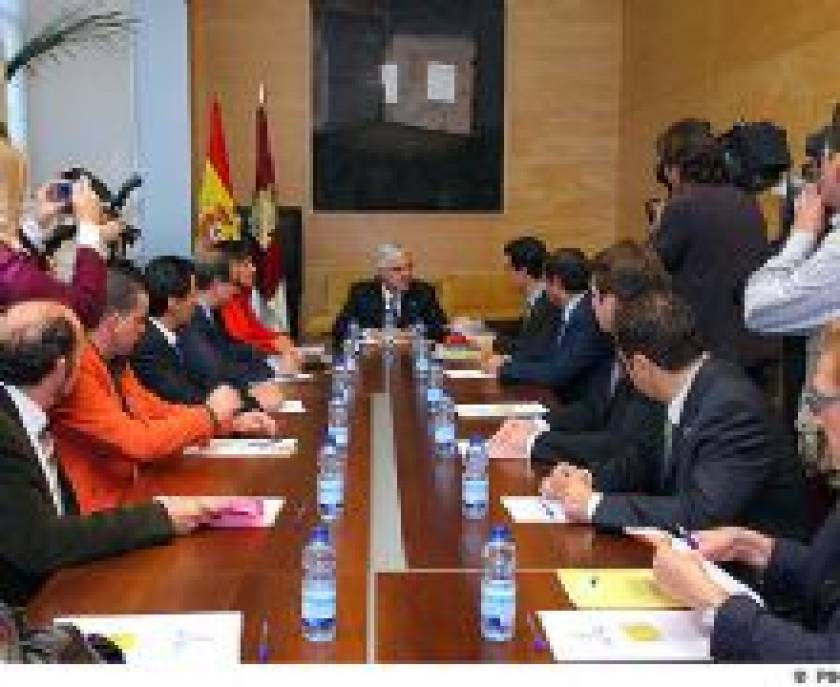 La Junta se compromete a apoyar la marca &quot;AB-Cuchillería de Albacete&quot;