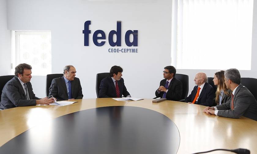 El embajador de la India destaca en su visita a FEDA las posibilidades de relaciones comerciales con empresas de Albacete