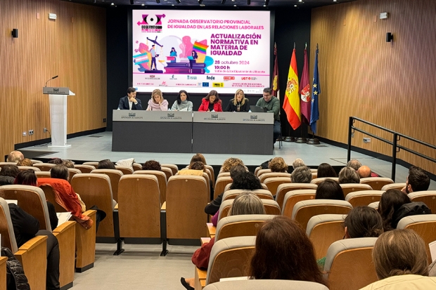 Fotografía de Las jornadas del OPI se consolidan como referentes en información, formación y sensibilización en materia de igualdad en el ámbito laboral, ofrecida por FEDA