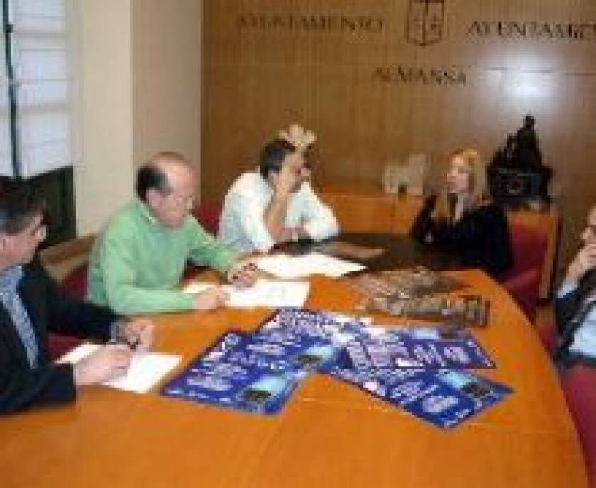 Los comerciantes de Almansa repartirán más de sesenta premios en la Navidad