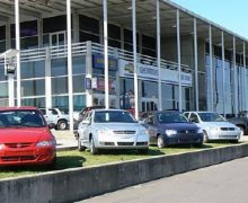 Bienvenida de los concesionarios a los incentivos directos a la compra de coches