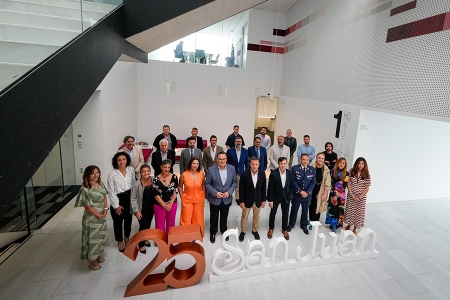 Fotografía de FEDA reúne a los Premiados y Premiadas San Juan 2024 en su 25º Aniversario, ofrecida por FEDA